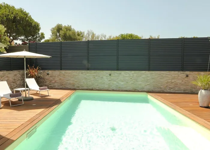 Villa Marine En Bord De Mer...
